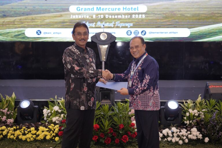 WhatsApp Image 2025-12-10 at 09.44.39